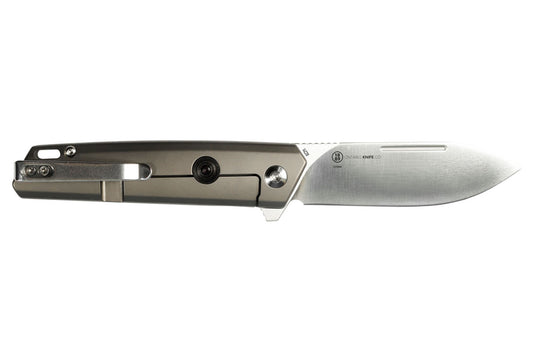 Ontario Knivesโข CF100 Frame Lock 8600 Stainless Steel 14C28 Stainless Steel Pocket Knife