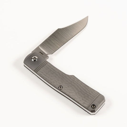 Jack Wolf Knives™ Sharpshooter Jack SHARP-02-TI-JIGGED 6AL4V Titanium S90V Stainless Steel Pocket Knife
