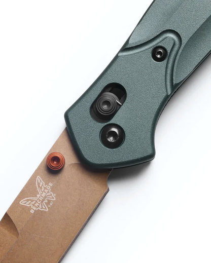 Benchmade, Inc.™ Osborne 940FE-2601 Taiga Green Anodized 6061-T6 Aluminum CPM-S90V Stainless Steel Pocket Knife