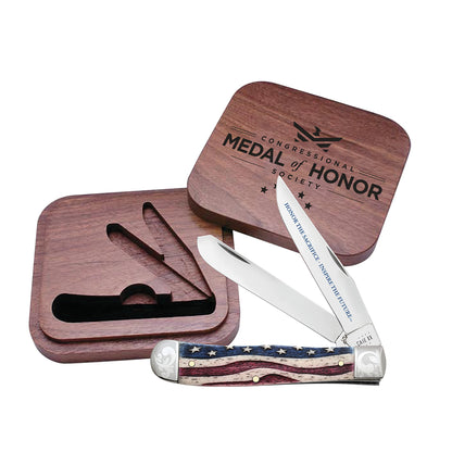 W.R. Case XX Knives Trapper Medal of Honor Star Spangled Bone Stainless Pocket Knife AWMH54WB