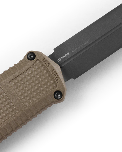 Benchmade, Inc.™ Claymore OTF 3370GY-1 Ranger Green Grivory CPM-D2 Semi-Stainless Steel Pocket Knife